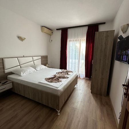 Rooms Ajllin Ulcinj Luaran gambar