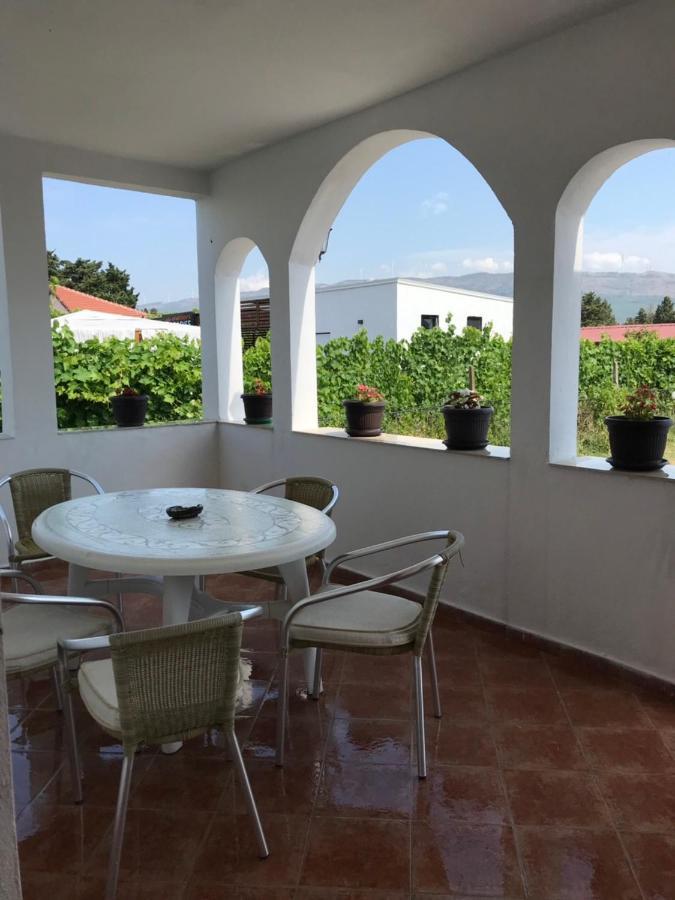 Rooms Ajllin Ulcinj Luaran gambar